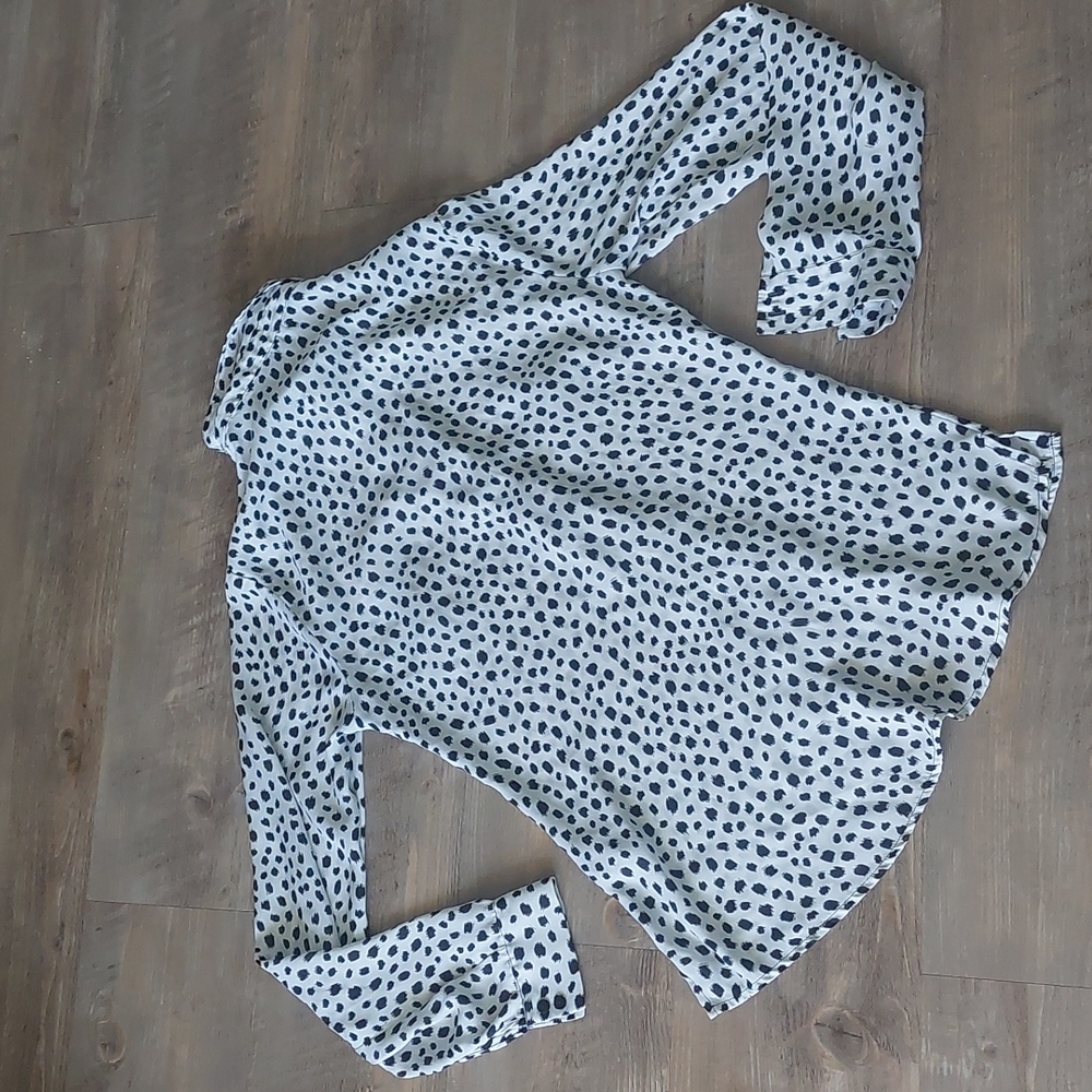 Suzy‎ Shier blouse - Picture 6 of 6